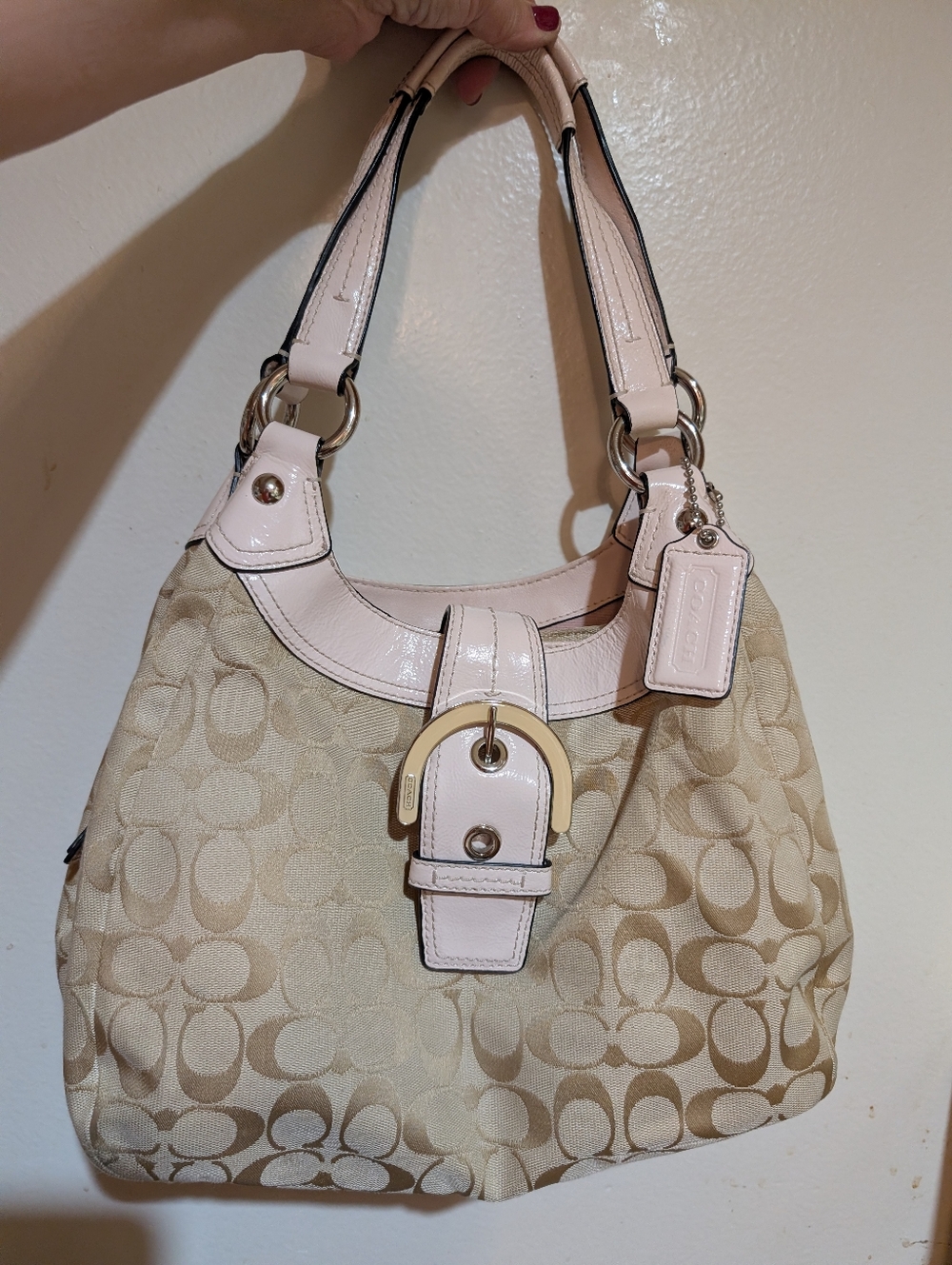 Coach Flush Soho Signature Hobo Handbag Neutral, Beige With Pink Trim !
